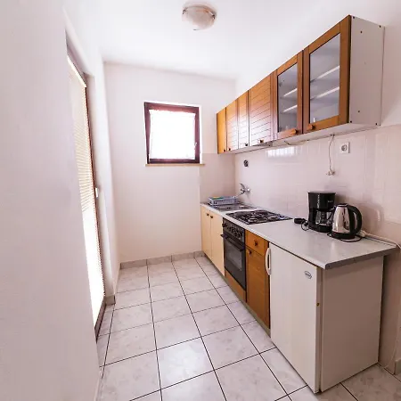 Apartmani Antonia Novalja Exterior photo
