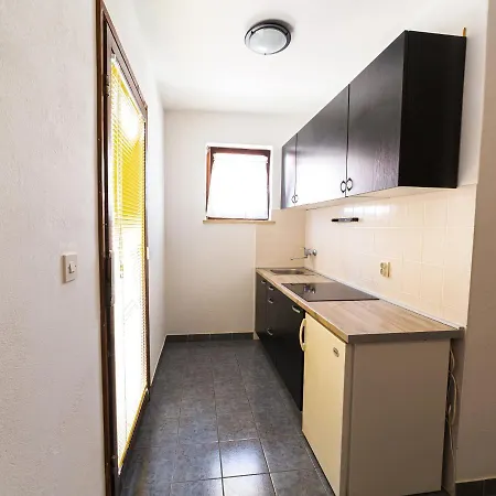 Apartmani Antonia Novalja Exterior photo
