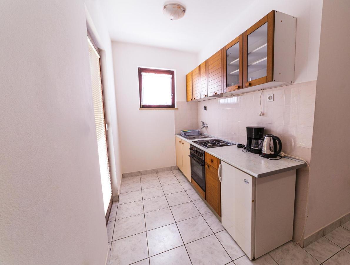 Apartment Antonia Novalja
