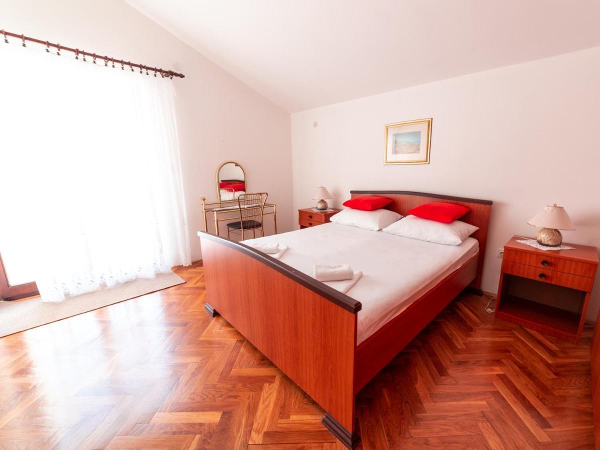 Antonia Apartment *