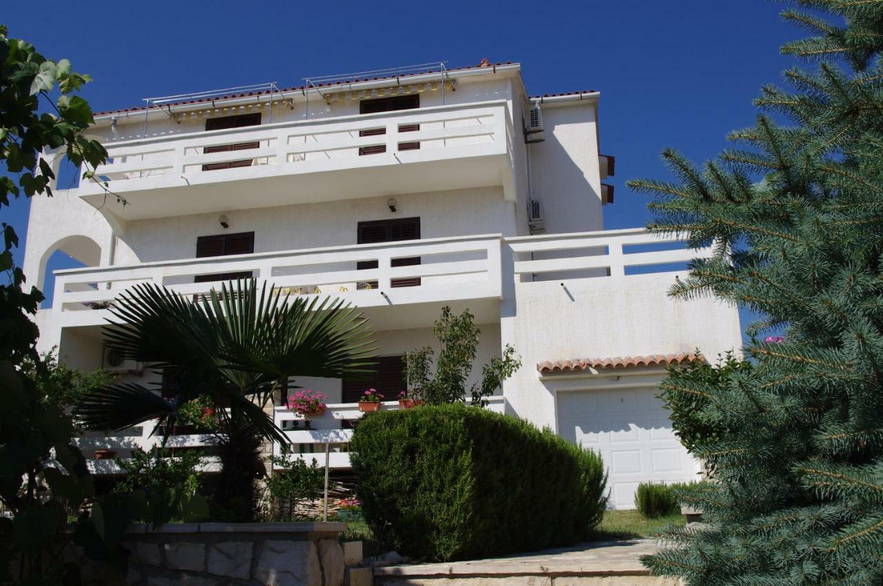 Antonia Apartment *